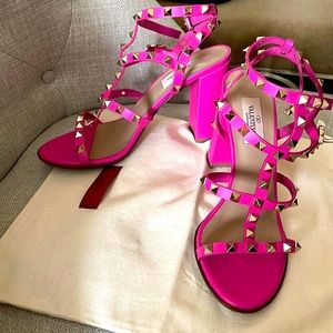 Valentino Garavani rockstud heels